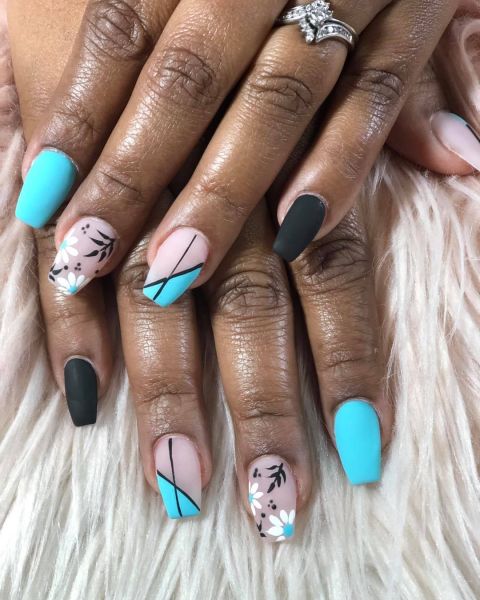 Nails by Kaite